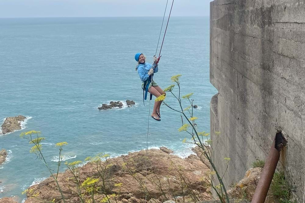 09.08.24 Abseiling EE3C0E93 (1)